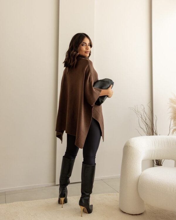 Poncho Anita - Image 2