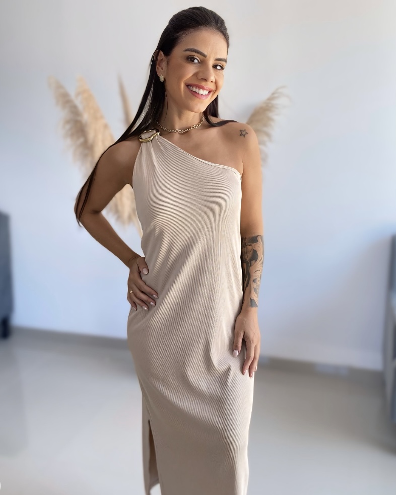 Vestido de ombro único - Imagem 2