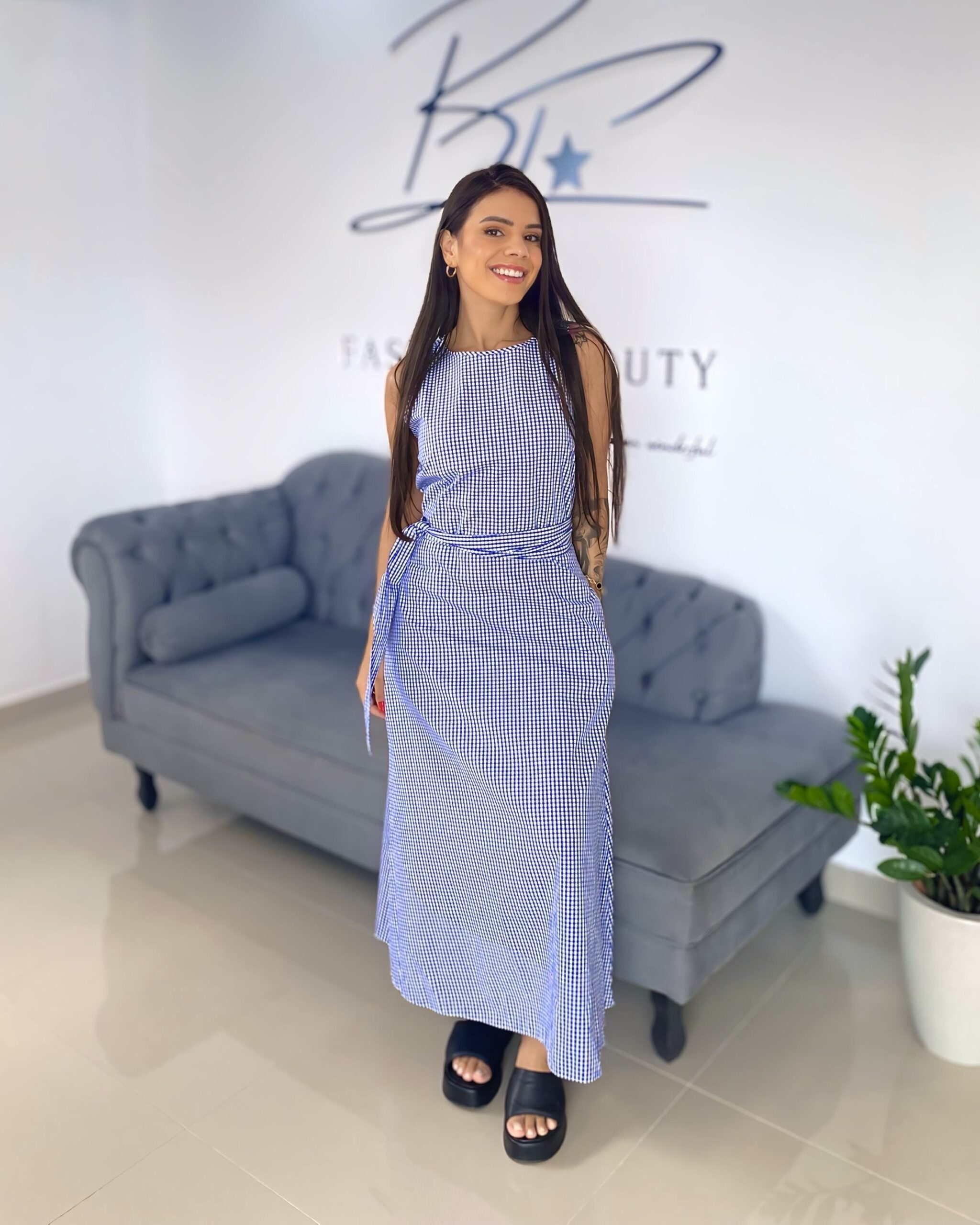 Vestido xadrez azul midi - Imagem 3